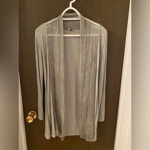 Light pullover in green